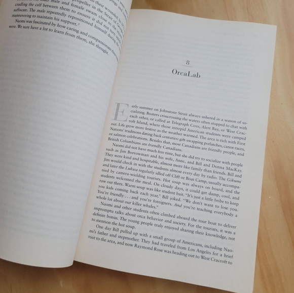 Death at SeaWorld Shamu and the Darkside of Killer Whales in Captivity Book - Picture 7 of 8